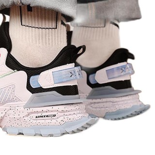 XTEP 特步 山海系列 一念 男子休闲运动鞋 879219320528 白黑 39