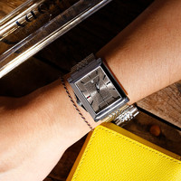 GUCCI 古驰 时尚经典方形棕色表盘精钢表带手表 YA138402