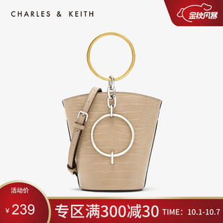 CHARLES＆KEITH包包女包新品CK2-10671031金属圆环手提单肩水桶包女 Beige米色 S