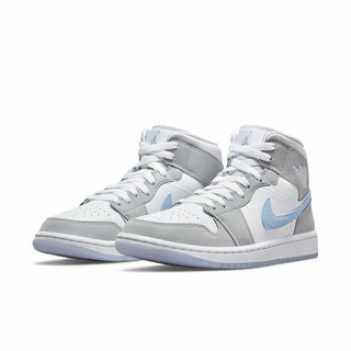 AIR JORDAN 正代系列 Air Jordan 1 Mid 女子篮球鞋 BQ6472-105 白蓝 36