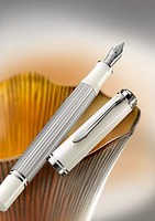 Pelikan 百利金 活塞入墨钢笔