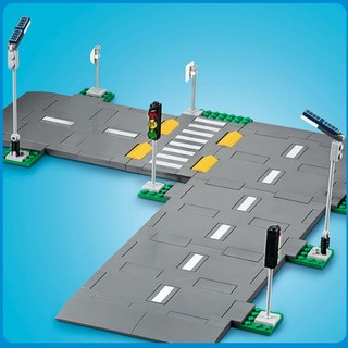 LEGO 乐高 City城市系列 60304 带交通灯的十字路口