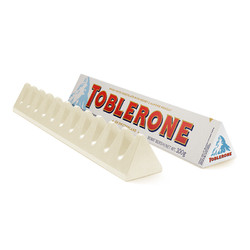 三角 瑞士进口三角Toblerone白巧克力含蜂蜜及巴旦木糖果儿童休闲零食礼物100g/条