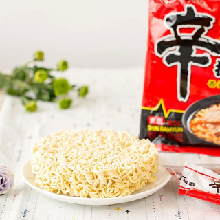 NONGSHIM 农心 经典辛拉面香菇牛肉味十连包泡面拉面方便面 加班食品速食礼盒 120g*10包