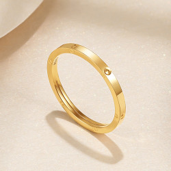 sunfeel赛菲尔18k金戒指女款玫瑰金戒指彩金戒指指环简约素圈尾戒