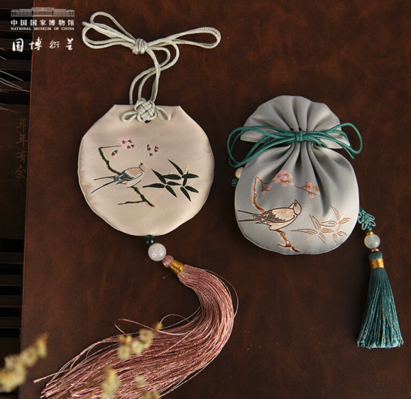 中国国家博物馆刺绣小荷包香囊7x95cm丝绣文创国博创意礼物