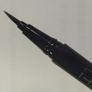 PBX 派贝斯 浓黑纤细眼线液笔 #黑色 0.6g