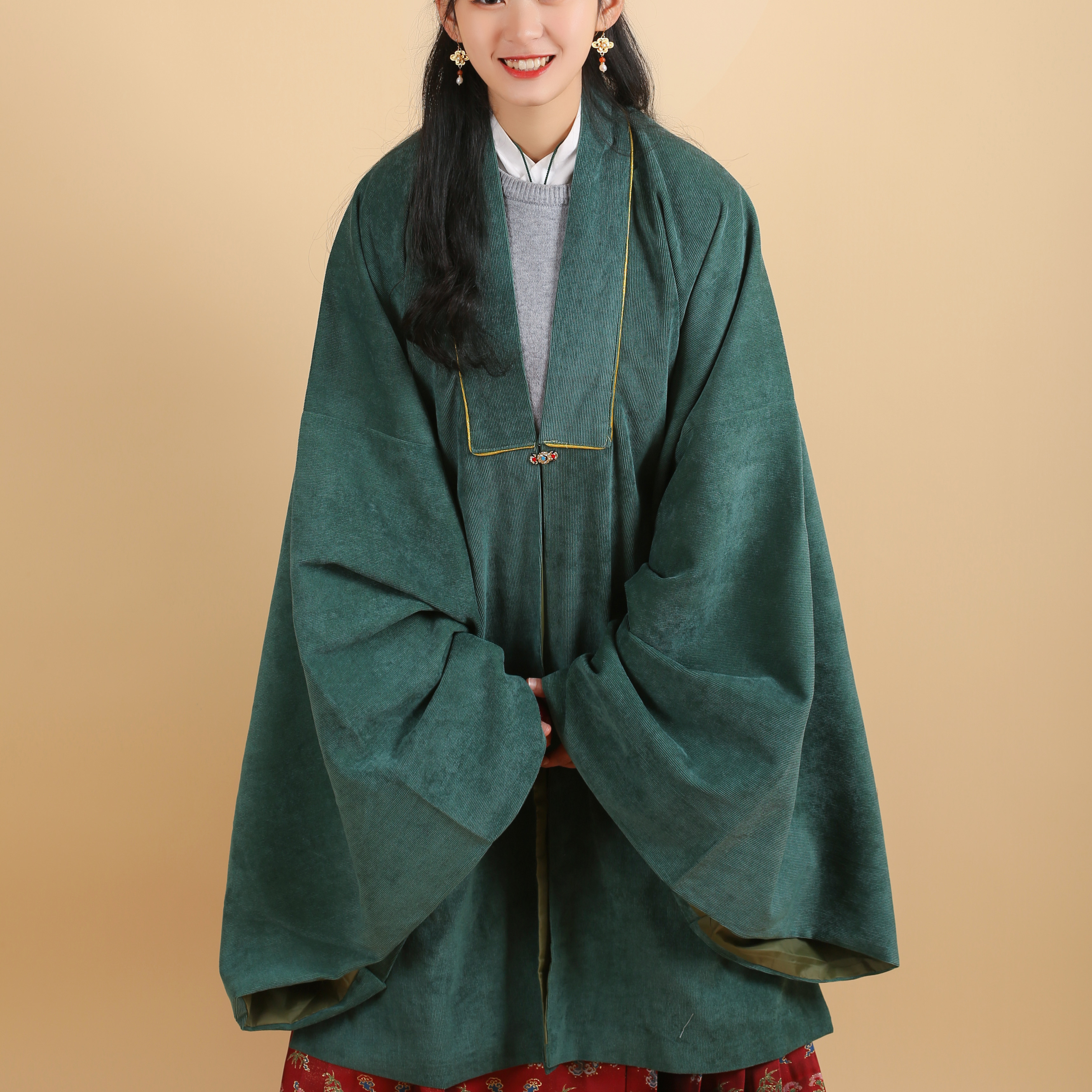 八荒原创汉服 改良 明制汉服 女士合领披风 绿色 S