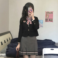 尺呎间 JK制服 樱时艺高 韩式衬衫+包臀裙 两件套