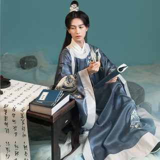 yan xi ling 流烟昔泠 宋制汉服 山有书 男女款襕衫 lssy61 藏蓝色