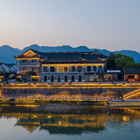 宁波溪口夜泊君亭酒店民国风情豪华房