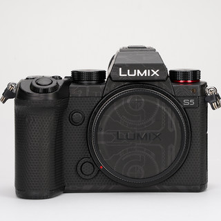 松下S5相机贴膜LUMIX S5机身保护贴纸碳纤维迷彩磨砂亚光3M 碳纤黑