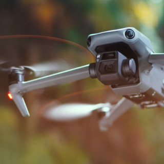 DJI 大疆 Mavic 3 可折叠 四轴无人机 灰色 畅飞套装