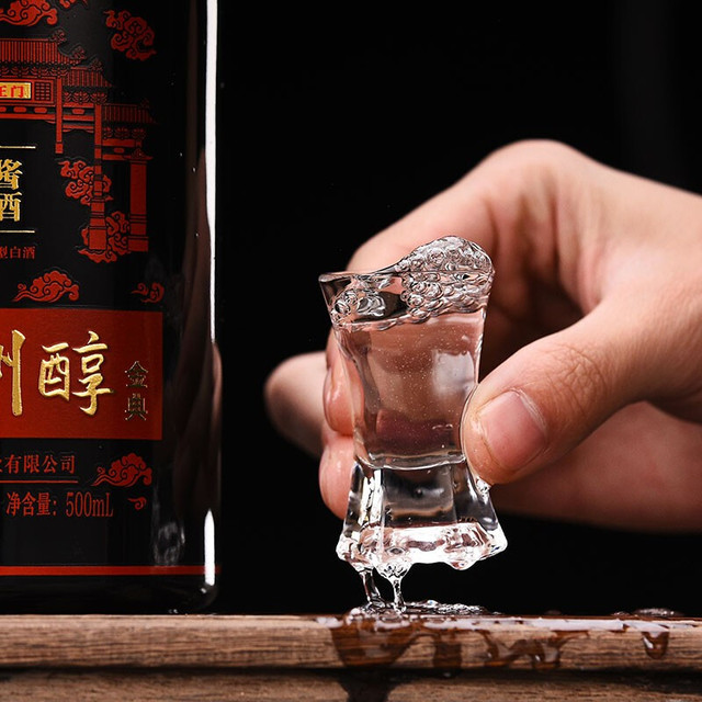 贵州醇金典53%vol 酱香型白酒500ml*4瓶整箱装【报价价格评测怎么样