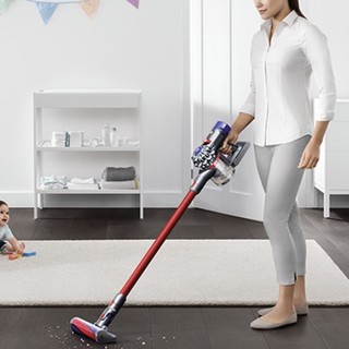 dyson 戴森 V8 Fluffy+ 手持式吸尘器