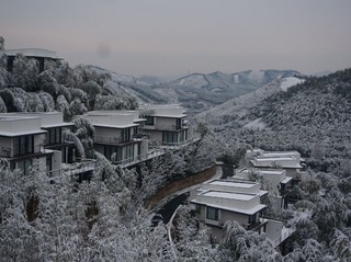 湖州慧心谷绿奢度假村山景大/双床房