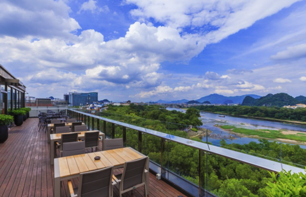 元旦周末不加价桂林璟象酒店标准双床房2晚含早下午茶minibar等