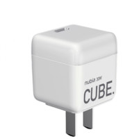 nubia 努比亚 汽车3C延长器插头 30W 白色