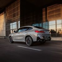 BMW 宝马 X4 21款 xDrive 30i M运动曜夜套装