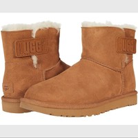 UGG 女士雪地靴