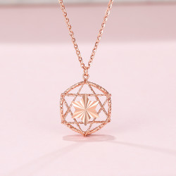 zlf周六福1212周六福zhouliufu18k红六芒星吊坠车花镂空多彩守护之星