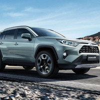 TOYOTA 一汽丰田 RAV4荣放 21款 2.0L CVT 两驱 风尚Plus版