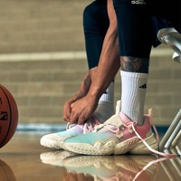 adidas 阿迪达斯 特雷·杨第一代 H68998 男子篮球鞋