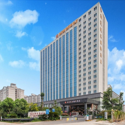 武汉潮漫凯瑞国际酒店 豪华房1晚 含双早