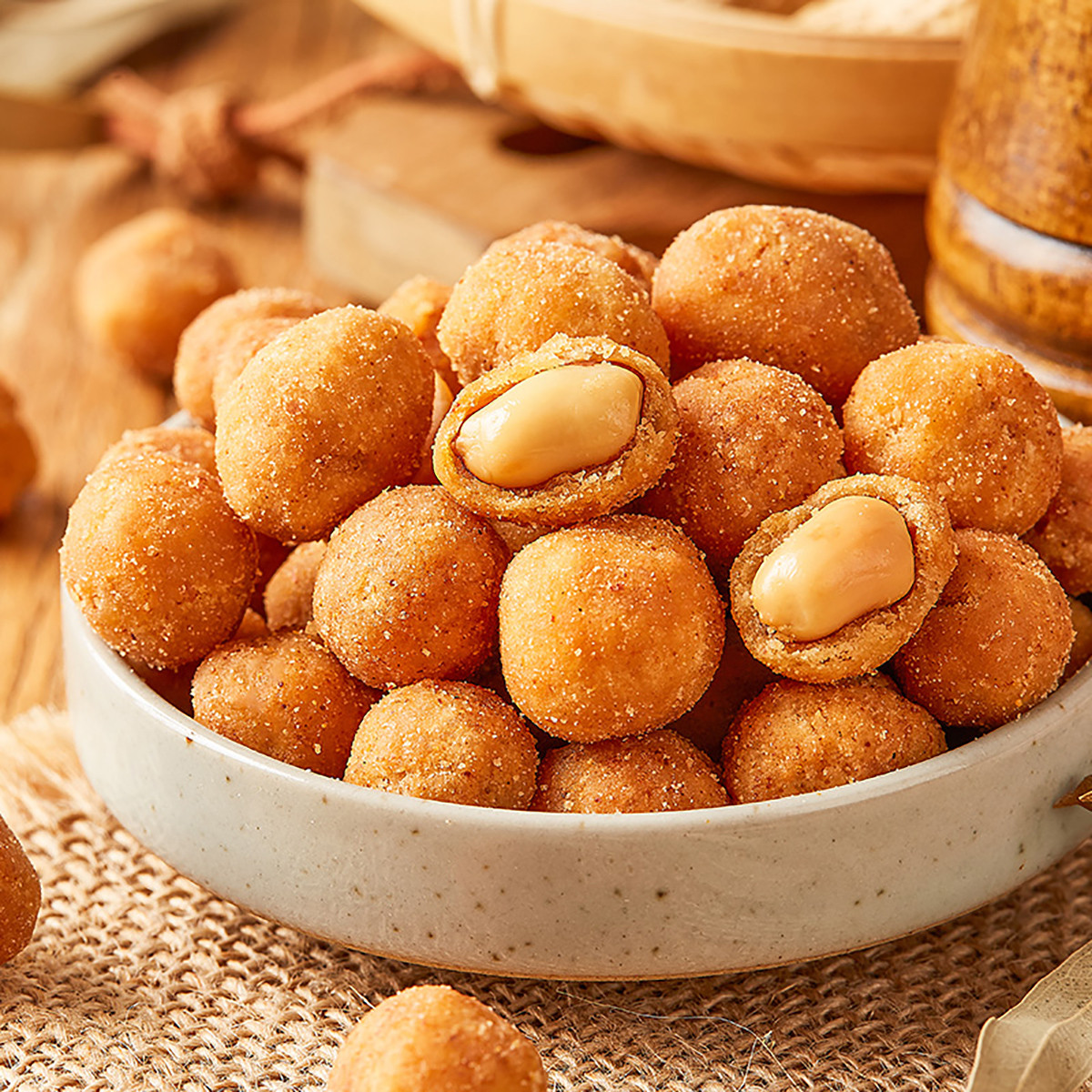 热卖休闲零食坚果炒货花生米办公室 多味花生205g