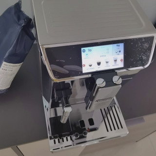 De'Longhi 德龙 ECAM650.85.MS 全自动咖啡机 银灰色