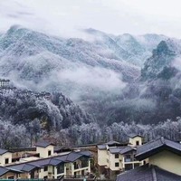 近龙降坪滑雪场！周末不加价！湖北神农架阿尔卡迪亚森林酒店 山景房2晚（含早+双人夜场滑雪）