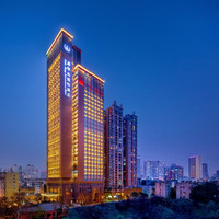 成都启雅尚国际酒店至启大/双床房