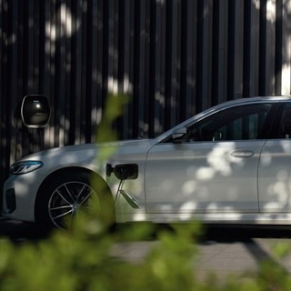 BMW 宝马 5系插电混动 22款 535Le 豪华套装