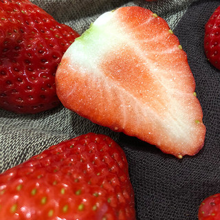 玖玖农场 丹东99草莓 1.5kg