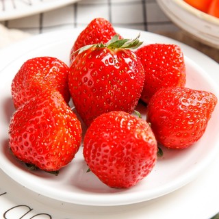 欣娃 大凉山草莓 1.4kg