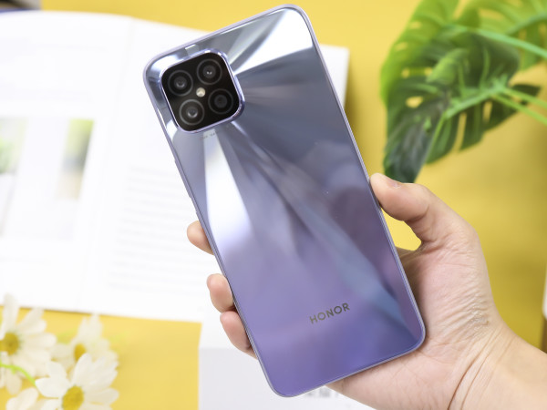 小编精选即刻来电天生敢造荣耀play55g智能手机