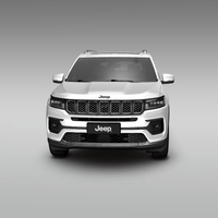 Jeep 大指挥官 22款 2.0T 两驱 精英版