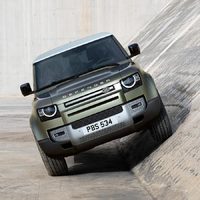 Land Rover 路虎 卫士 插电混动