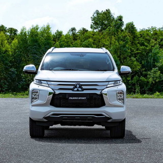 MITSUBISHI MOTORS 三菱 帕杰罗·劲畅(进口) 20款 3.0L 行政版