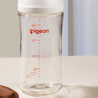 Pigeon 贝亲 自然实感第3代PRO系列 AA187 玻璃奶瓶 240ml M 3月+