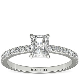 补贴购：Blue Nile 0.80 克拉雷迪恩明亮式钻石+小巧密钉钻石戒托