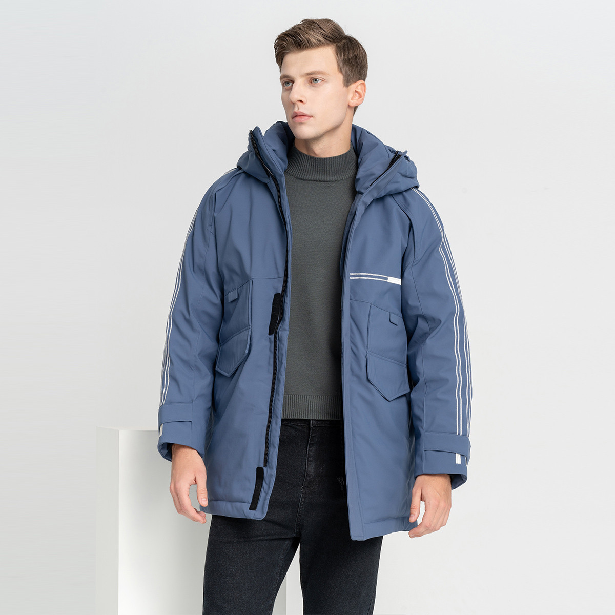 羽绒服雪中飞_羽绒服雪中飞和波司登哪个好