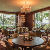 苏州中茵皇冠假日酒店豪华高级大/双床房