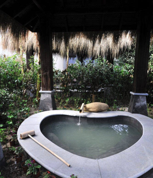 周末不加价湖州太湖君澜温泉度假酒店高级双床房1晚含早双人温泉体验