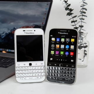 黑莓（BlackBerry）Classic Q20直板按键智能手机 全网通手机联通4G学生备用功能机 黑色(有摄像头）美国att版 移动2g联通4g 官方标配