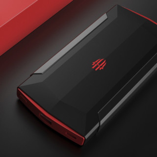 nubia 努比亚 PB1002S 移动电源 红魔电竞 10000mAh Type-C 27W 双向快充