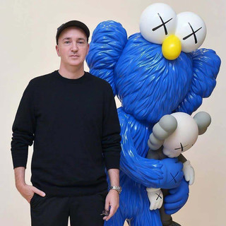 昊美术馆 Kaws BFF “TAKE” 慈善限定公仔 30(h)cm 2020 搪胶 蓝色