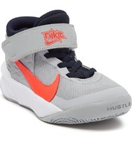 NIKE 耐克 Team Hustle D 10 Flyease Sneaker