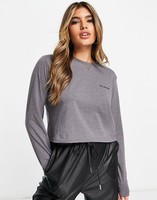 哥伦比亚 North Cascades long sleeve cropped t-shirt in dark grey Exclusive at ASOS