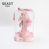 THE BEAST/野兽派穿斗篷的旋转音乐告白兔永生花生日情人节礼物